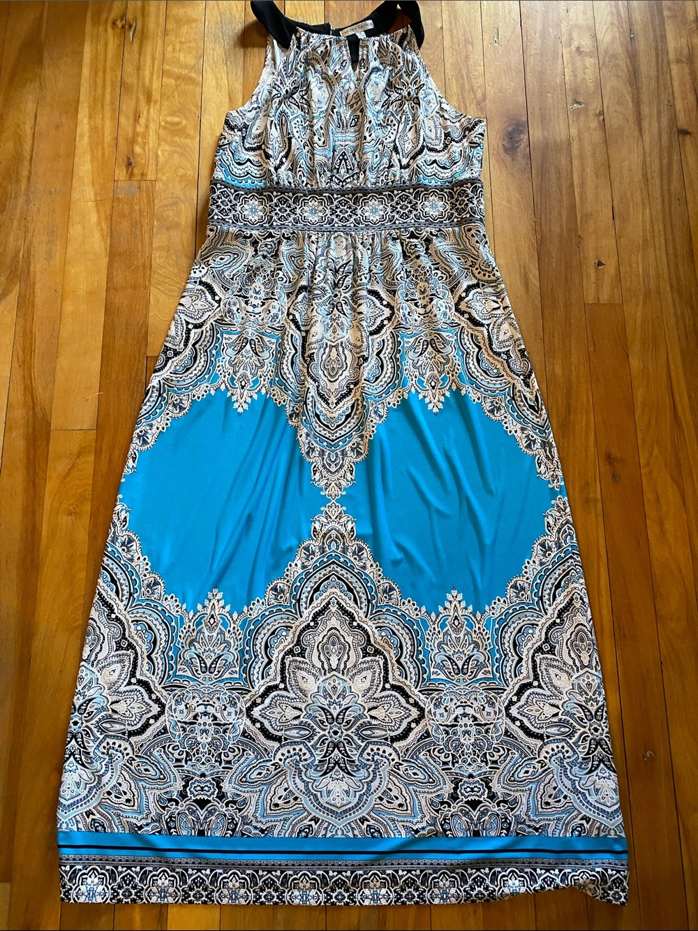 Sandra Darren Turquoise and Cream Paisley Halter Maxi Dress